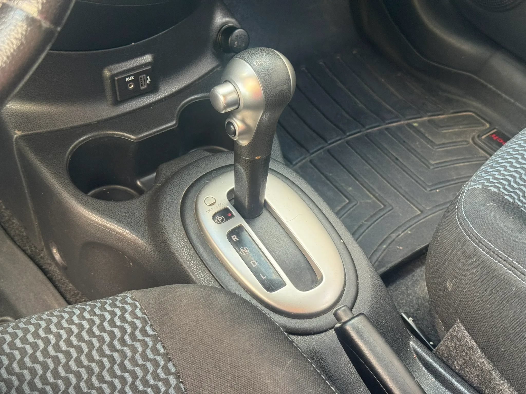 Used 2018 Nissan Versa Note SV FWD image 16
