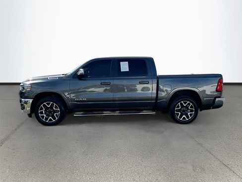 Used 2025 RAM 1500 Laramie AWD/4WD image 4