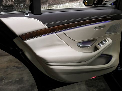 Used 2015 Mercedes-Benz S 550 Sedan image 48