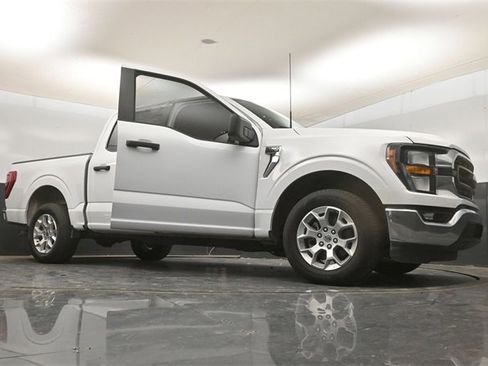 Used 2023 Ford F150 XLT image 11