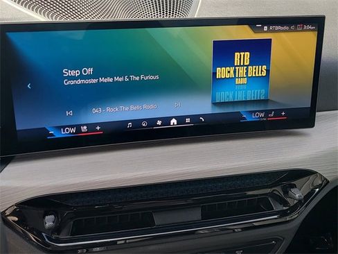 Used 2025 BMW 330i Sedan image 28