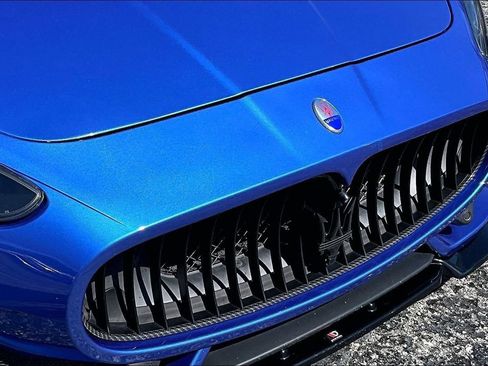 Used 2014 Maserati GranTurismo Sport RWD image 35