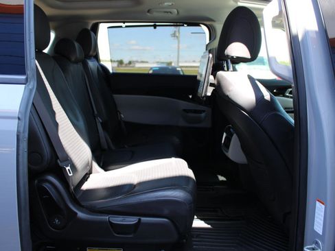 Used 2024 Kia Carnival SX Prestige FWD image 46