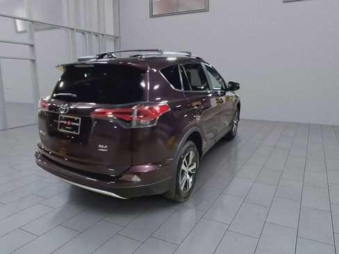 Used 2016 Toyota RAV4 XLE AWD/4WD image 8