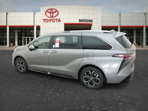 New 2026 Toyota Sienna Platinum AWD/4WD image 16