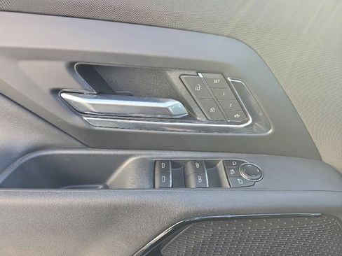 New 2025 Chevrolet Silverado EV RST image 32