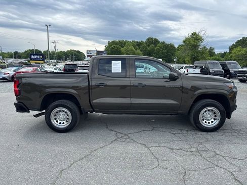 Used 2023 Chevrolet Colorado W/T RWD image 6