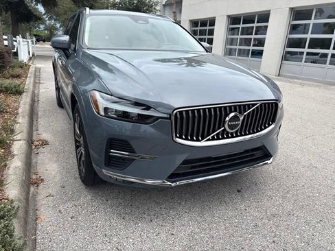 Used 2023 Volvo XC60 B5 Plus AWD/4WD image 4
