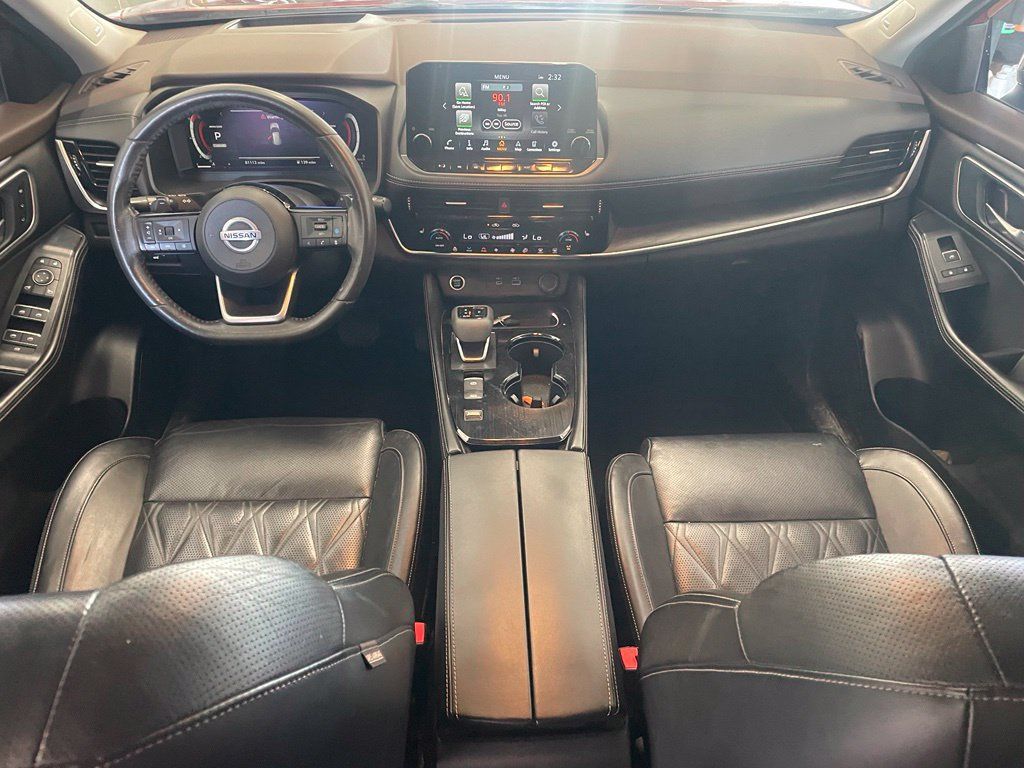 Used 2021 Nissan Rogue Platinum FWD image 12