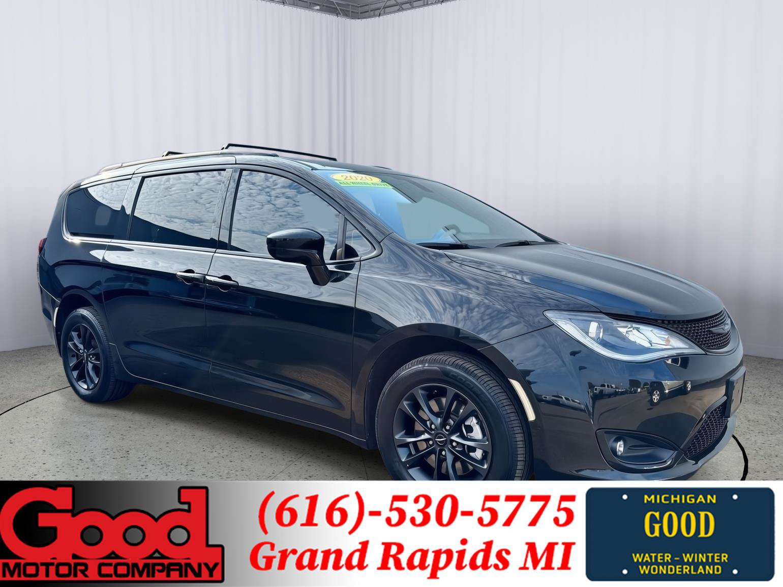 Used 2020 Chrysler Pacifica Touring-L AWD/4WD image 1