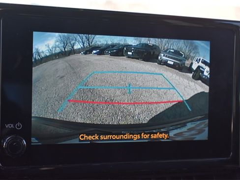 Used 2024 Toyota Corolla Cross LE w/ Moonroof Package image 33