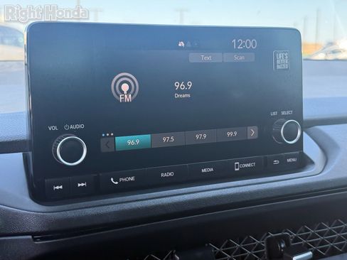 Used 2023 Honda Accord EX image 20