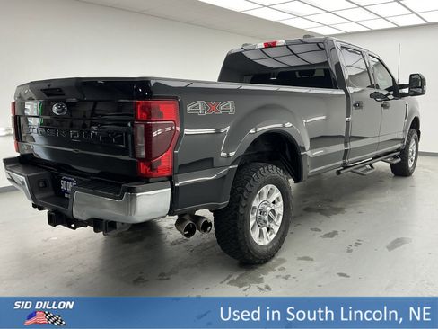 Used 2022 Ford F350 XLT image 4