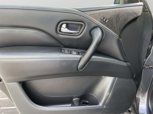 Used 2024 INFINITI QX80 Luxe image 17