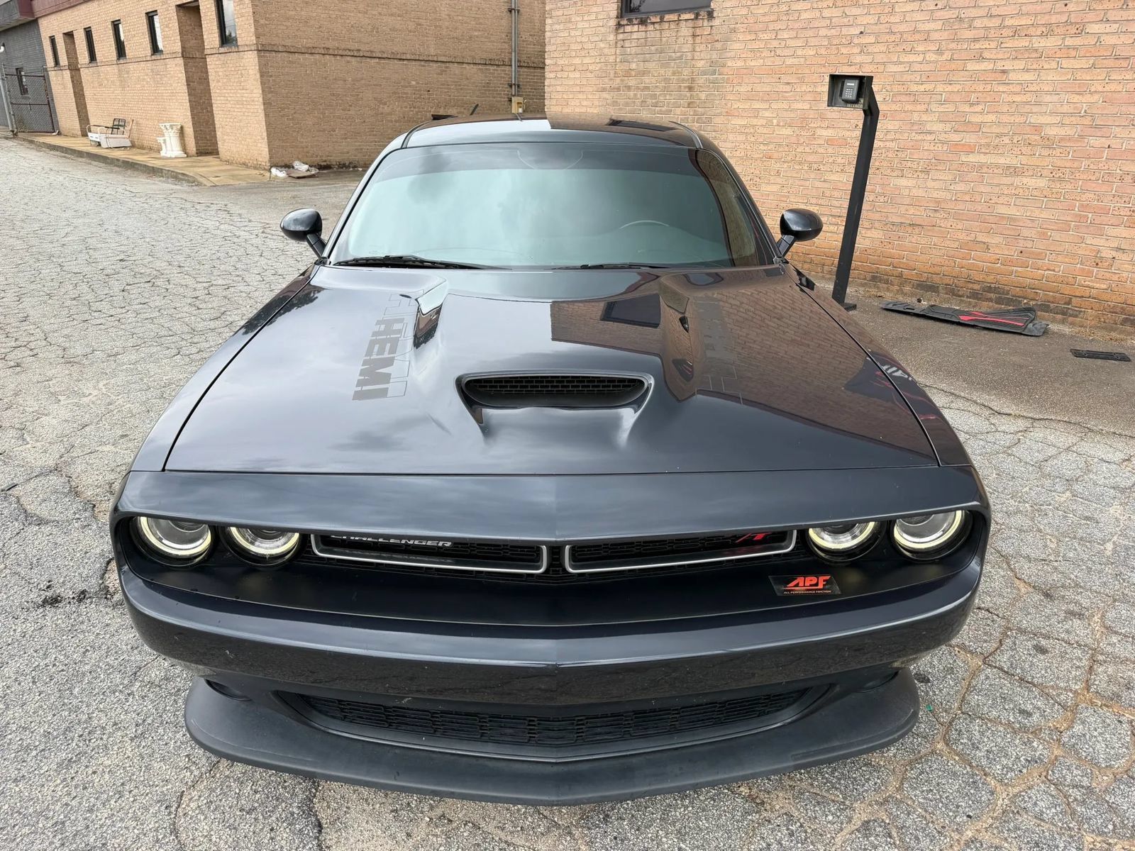 Used 2019 Dodge Challenger R/T RWD image 3