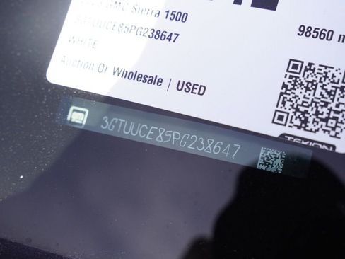 Used 2023 GMC Sierra 1500 Elevation image 30