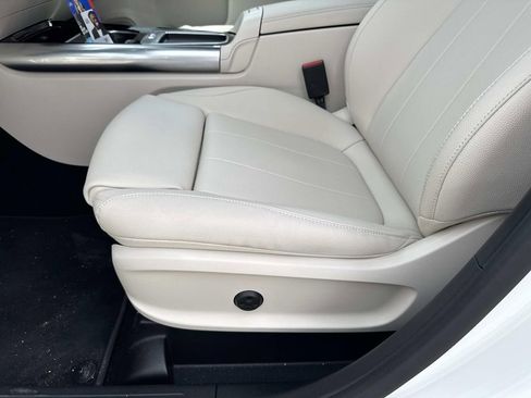 Used 2025 Mercedes-Benz GLA 250 image 17