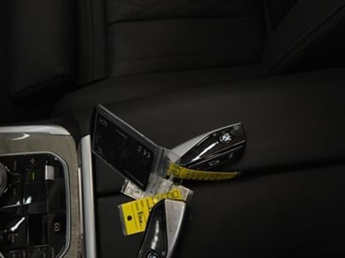 Used 2024 BMW ALPINA XB7 AWD/4WD image 41