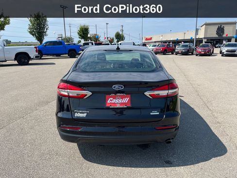 Used 2020 Ford Fusion SE FWD image 5