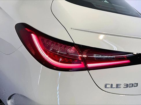 New 2026 Mercedes-Benz CLE 300 4MATIC Coupe image 5