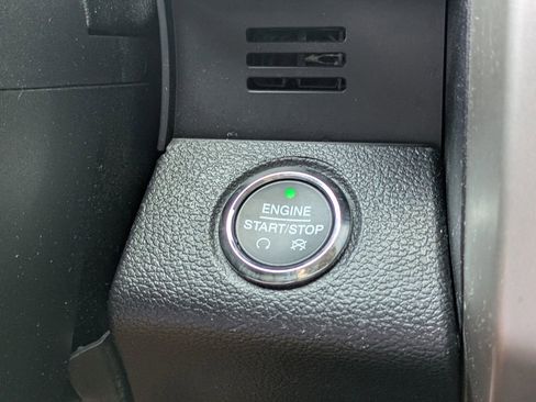 Used 2018 Ford F150 Lariat w/ Equipment Group 502A Luxury AWD/4WD image 36