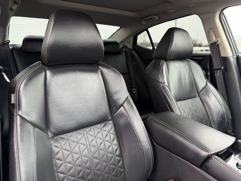 Used 2016 Nissan Maxima Platinum image 9