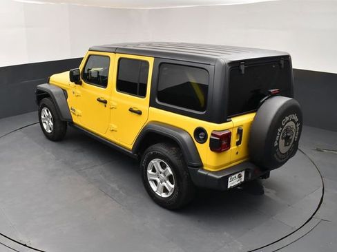 Used 2019 Jeep Wrangler Unlimited Sport S AWD/4WD image 16