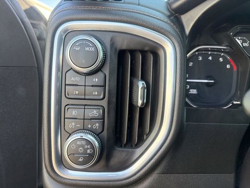 Used 2021 GMC Sierra 1500 AT4 AWD/4WD image 10