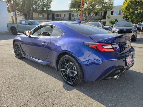 Certified 2022 Toyota GR86 Premium image 7