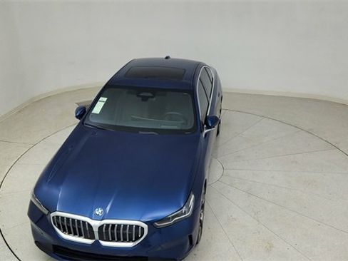 Used 2025 BMW 540i xDrive image 76