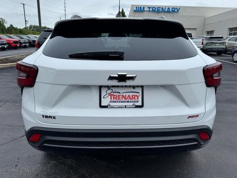 New 2026 Chevrolet Trax RS w/ Driver Confidence Package FWD image 28
