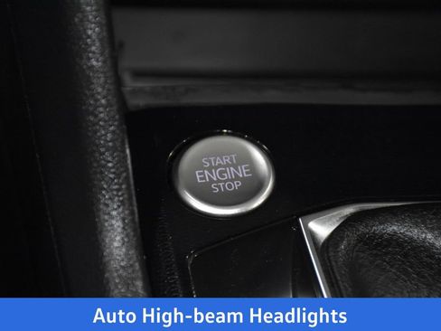New 2026 Volkswagen Taos SE AWD/4WD image 14