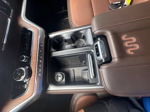 Used 2025 Ford Expedition King Ranch AWD/4WD image 34