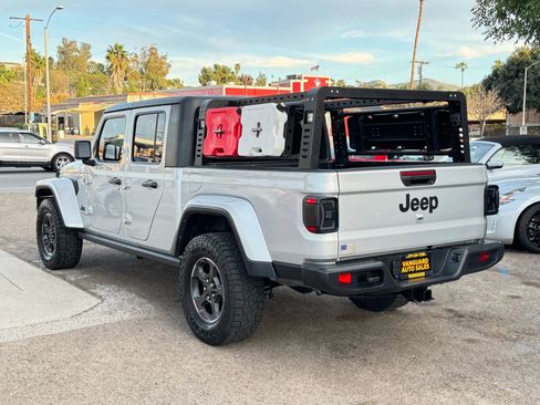 Used 2022 Jeep Gladiator Sport image 9