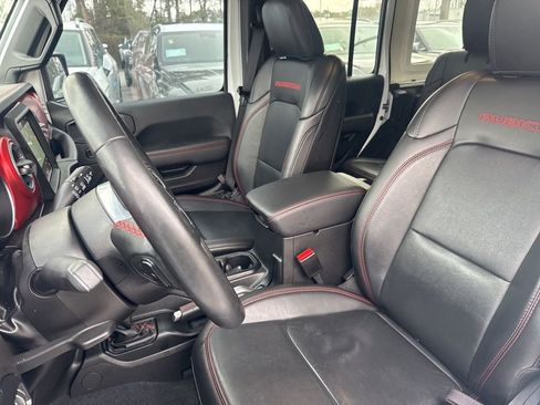 Used 2022 Jeep Wrangler Unlimited Rubicon w/ Cold Weather Group image 26