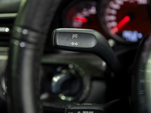 Used 2016 Porsche 911 Turbo image 99