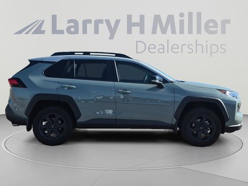 Used 2020 Toyota RAV4 TRD Off-Road w/ TRD Off-Road Weather Package AWD/4WD image 6