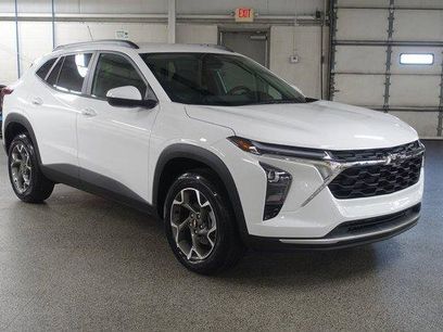 New 2025 Chevrolet Trax LT w/ Driver Confidence Package