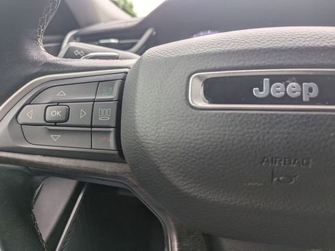 Used 2022 Jeep Grand Cherokee L Limited w/ Luxury Tech Group II AWD/4WD image 16