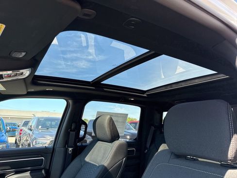 New 2026 RAM 1500 4x4 Crew Cab image 14