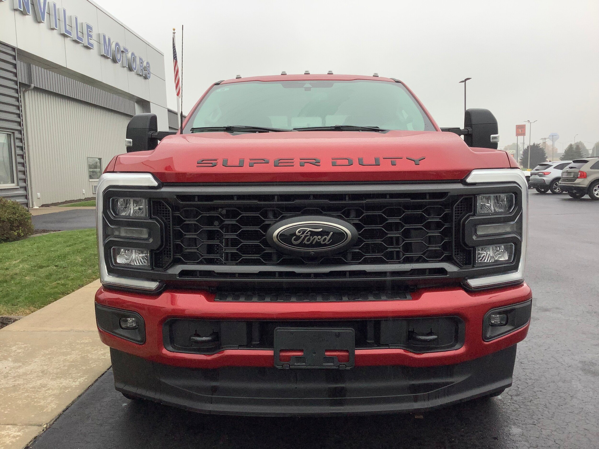 Used 2023 Ford F250 Lariat w/ Sport Appearance Package AWD/4WD image 3