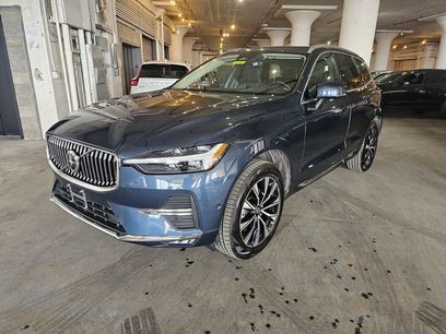 Used 2023 Volvo XC60 B5 Plus w/ Climate Package
