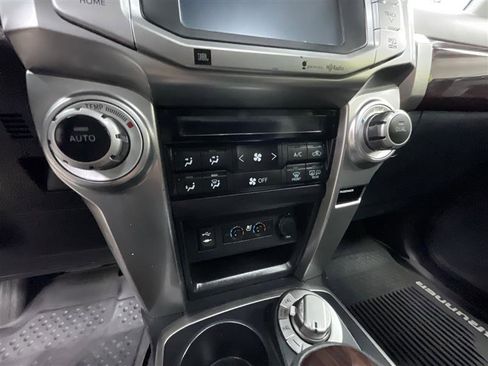 Used 2015 Toyota 4Runner Limited AWD/4WD image 17