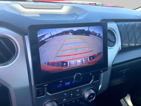 Used 2018 Toyota Tundra Platinum AWD/4WD image 27