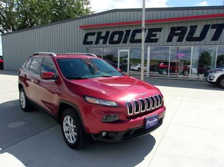 Used 2016 Jeep Cherokee Latitude image 1