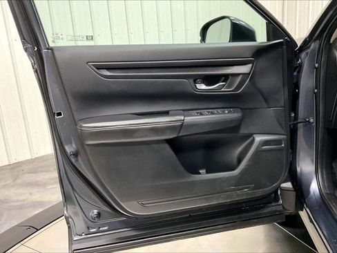 Used 2025 Honda CR-V LX image 23