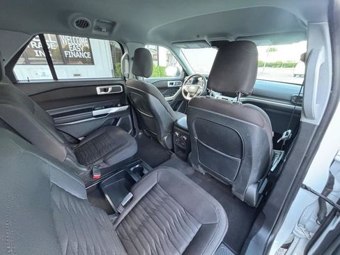 Used 2020 Ford Explorer XLT RWD image 36
