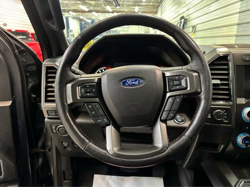 Used 2018 Ford F150 Lariat w/ Equipment Group 502A Luxury image 13