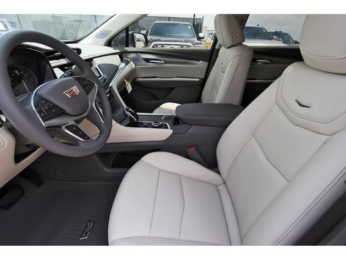 New 2026 Cadillac XT5 Premium Luxury w/ Driver Assist Package FWD image 6