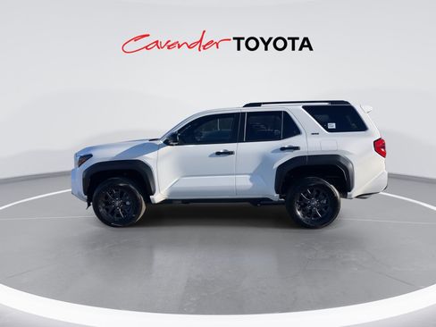 Certified 2025 Toyota 4Runner SR5 image 5